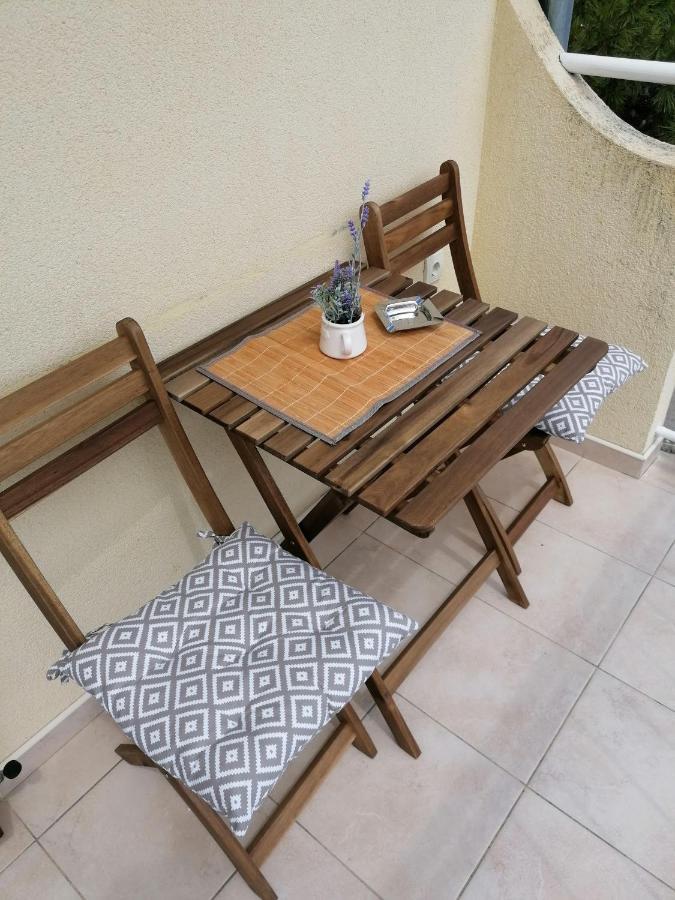 Apartment By The Beach Primošten المظهر الخارجي الصورة