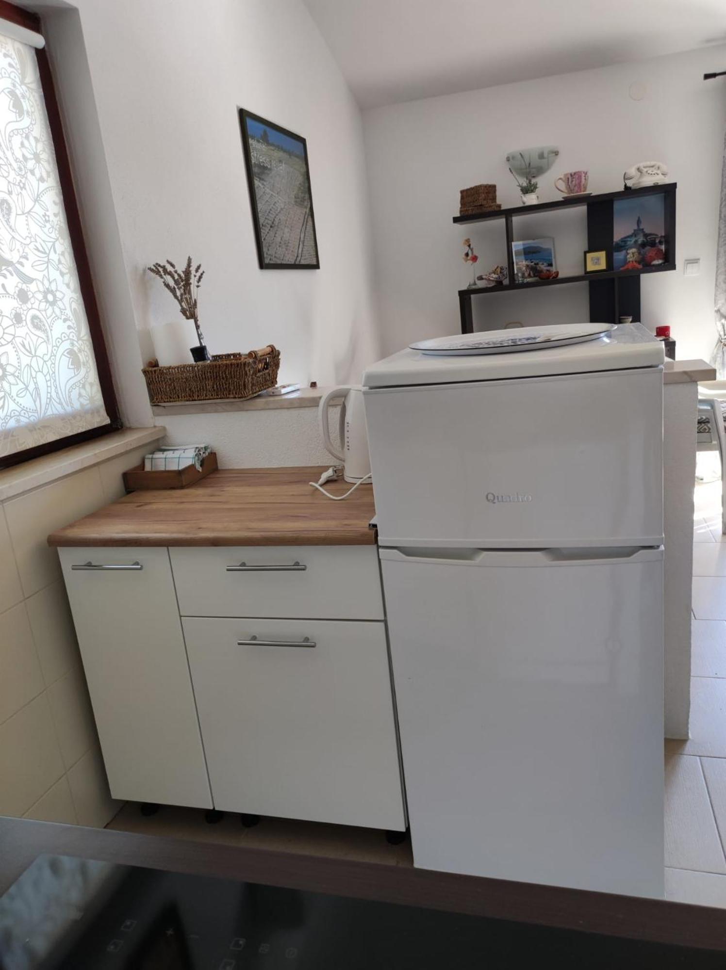 Apartment By The Beach Primošten المظهر الخارجي الصورة